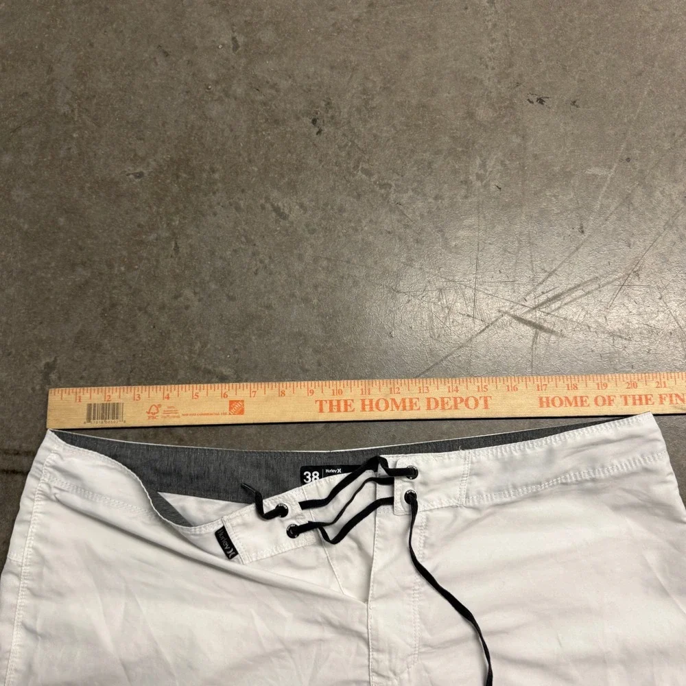 Hurley Mens White Board Shorts Swim Trunks Size 38 Lace Up Back Pocket Surf
